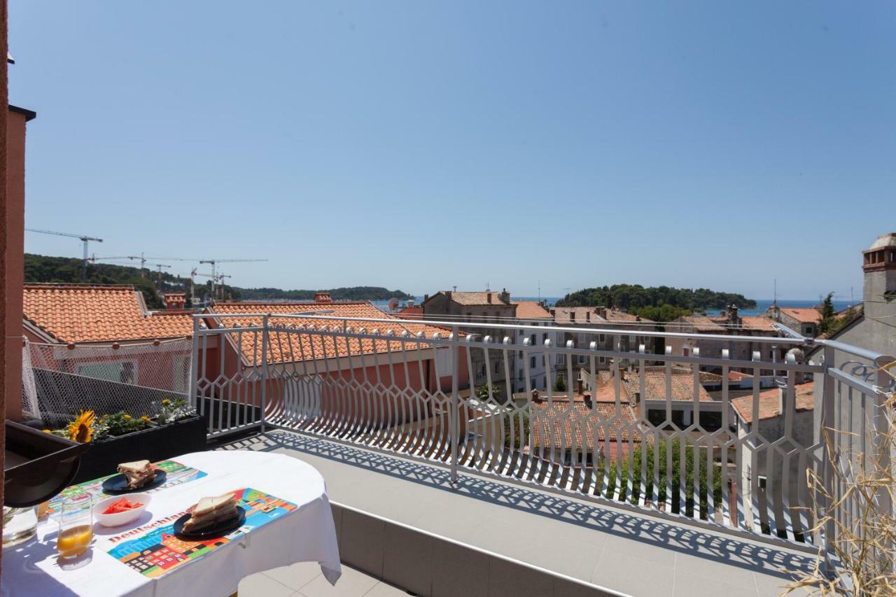 Apartment Frida โรวีน ภายนอก รูปภาพ
